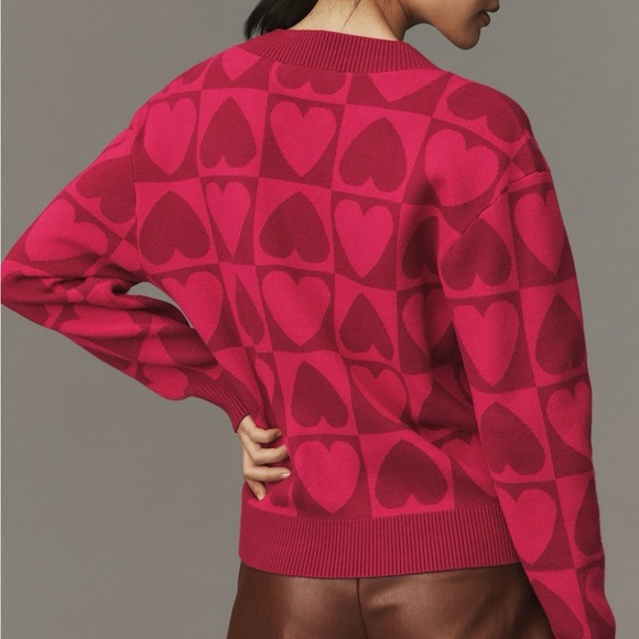 Red Off-the-Shoulder Sweater with Geometric Pattern and Relaxed Fit - Picture 2 of 2